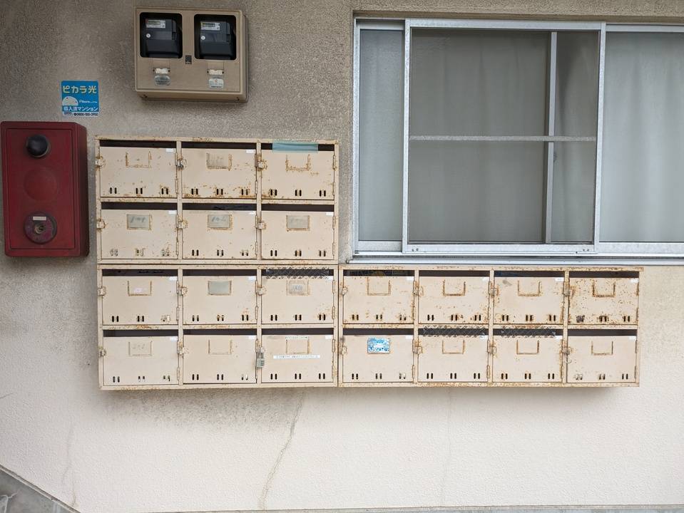 エントランス　メールBOX