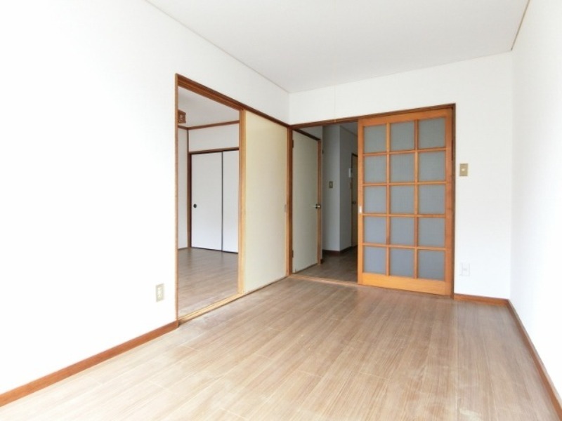 居室・リビング　図面と現状に相違がある場合には現状を優先