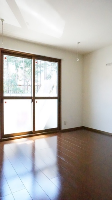 居室・リビング　図面と現状に相違がある場合には現状を優先