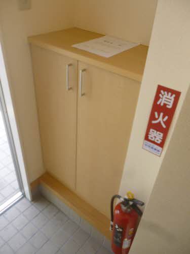 玄関　玄関収納