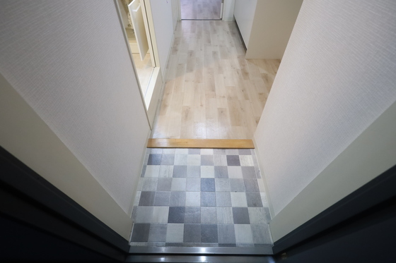 玄関　※別部屋の写真です