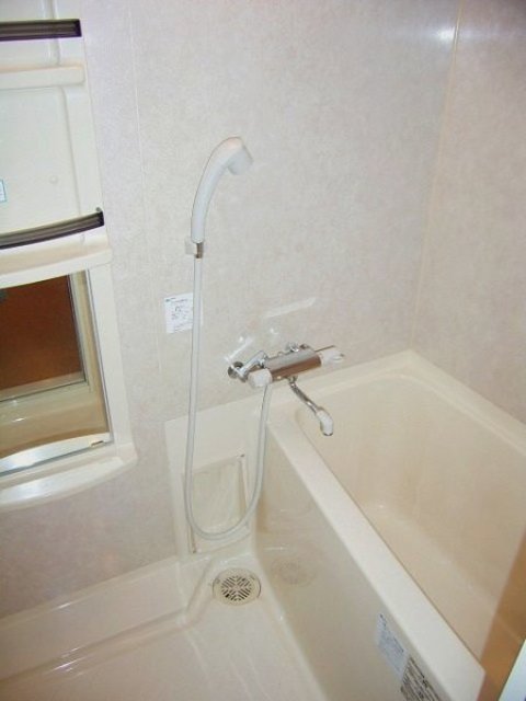 バス・シャワールーム　バス