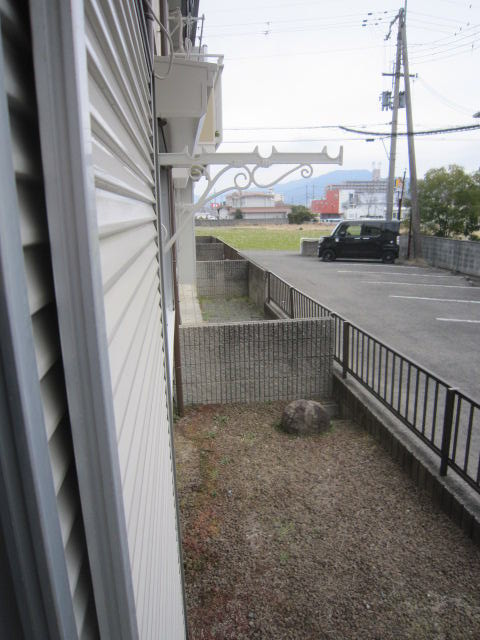 バルコニー　庭