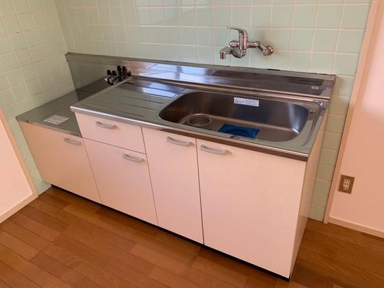 キッチン　※別号室のお写真です。