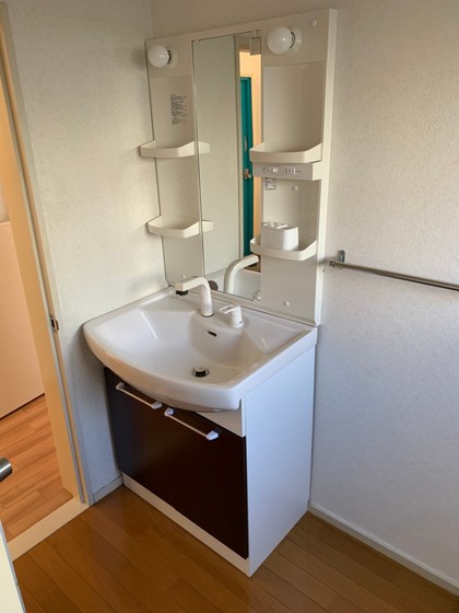洗面設備　※別号室のお写真です。