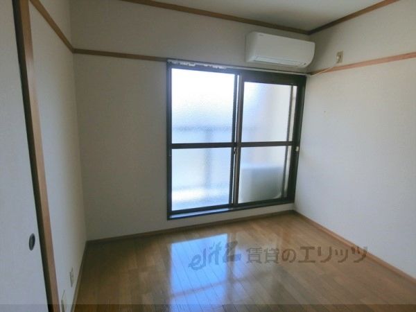 居室・リビング　洋室