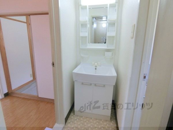 洗面設備　洗面所