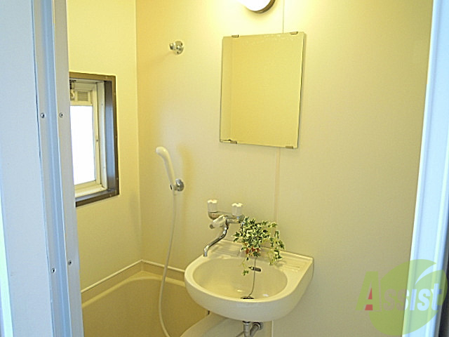 洗面設備　あると便利な洗面台。朝の準備もバッチリです～