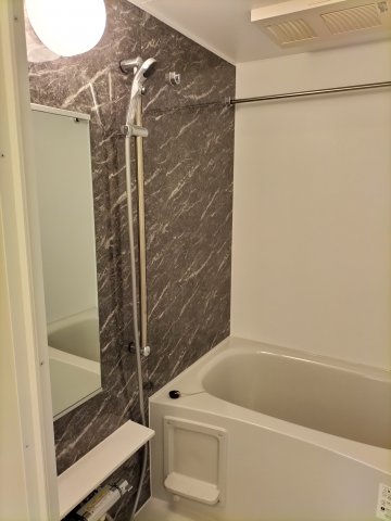 バス・シャワールーム　日々の暮らしに欠かせないお風呂です