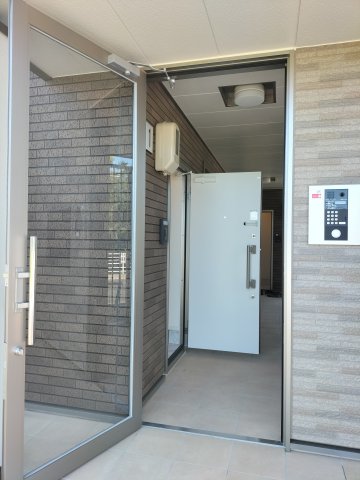 エントランス　セキュリティー付きエントランス