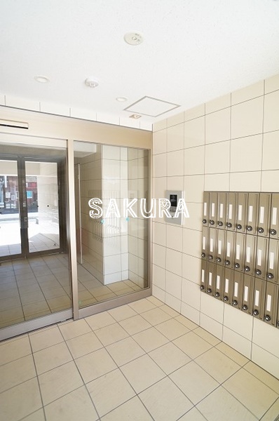 セキュリティ　女性の方でも安心のモニター付きオートロック♪