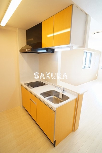 キッチン　広々使える快適な調理スペースです♪