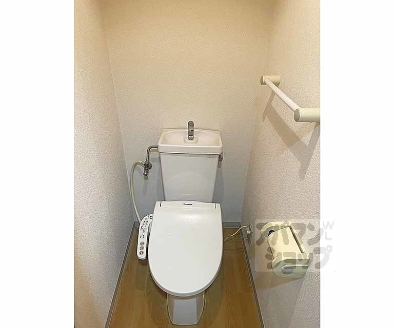 バス・シャワールーム　バスルーム。