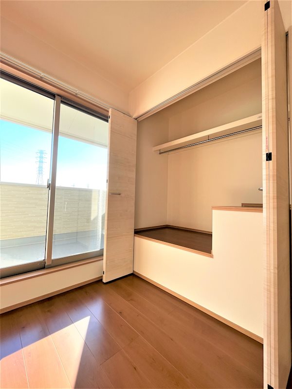 収納　ご家族のお荷物をしまえるたっぷり収納