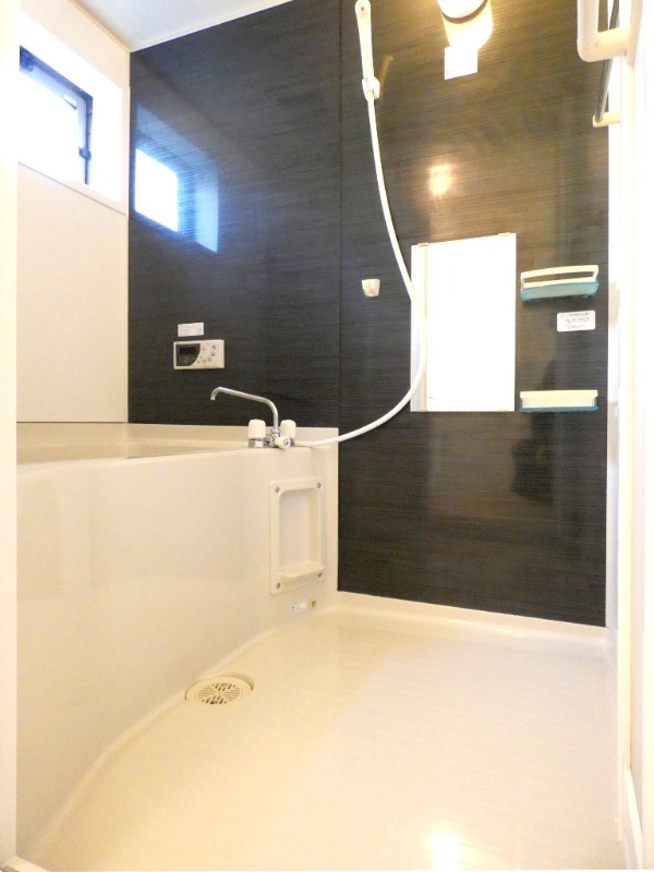 バス・シャワールーム　図面と現状に相違がある場合には現状を優先