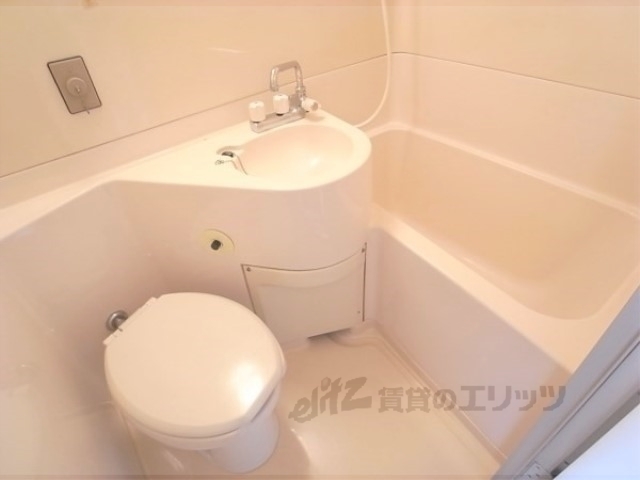 バス・シャワールーム　お手入れ楽々です