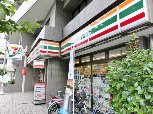 コンビニ　セブンイレブン横浜平沼中央店（コンビニ）まで366m