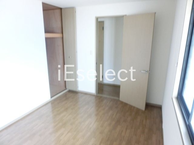 その他　シックな色合いで落ち着きのあるお部屋です。