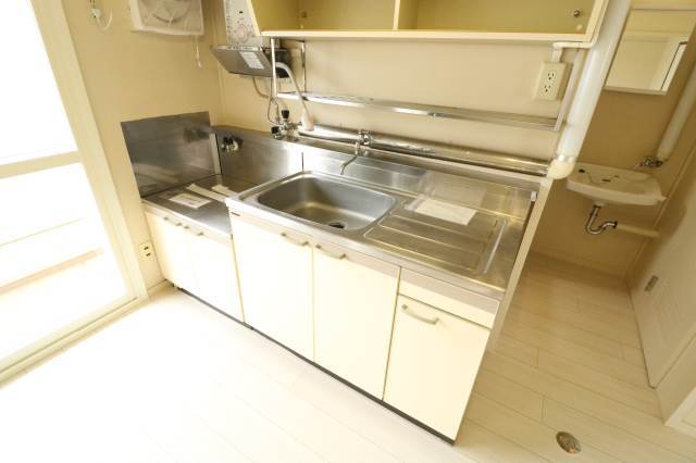 キッチン　広々キッチン！