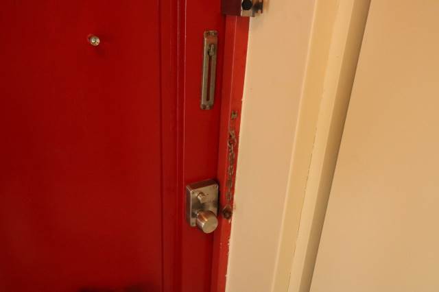 セキュリティ　玄関チェーン付きです！