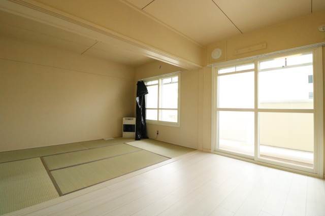 居室・リビング　リビング、和室！別号室タイプです！