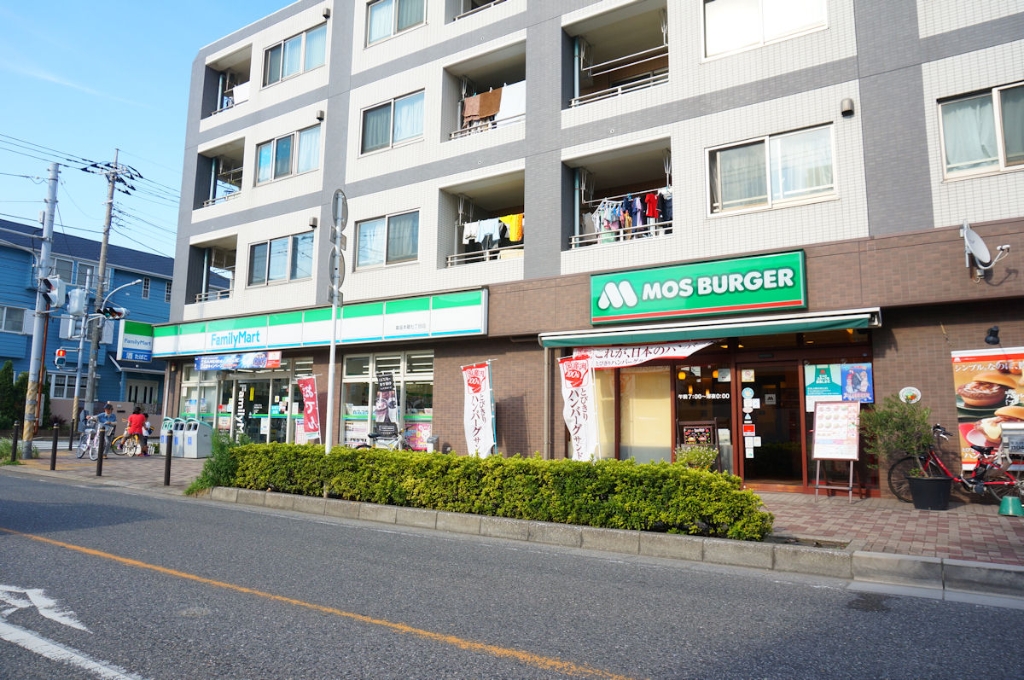 コンビニ　ファミリーマート 幕張本郷七丁目店（コンビニ）まで167m