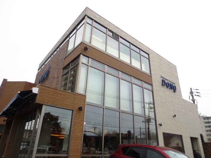 飲食店　DONQ（飲食店）まで550m