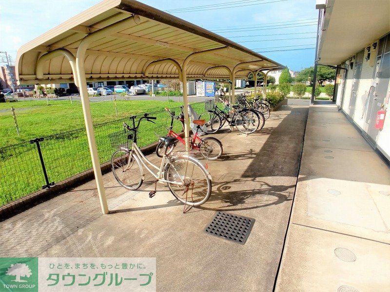 その他共有部分　駐輪場完備