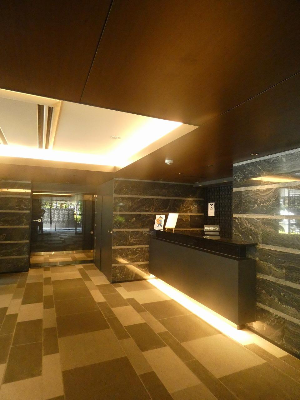 ロビー　ロビー