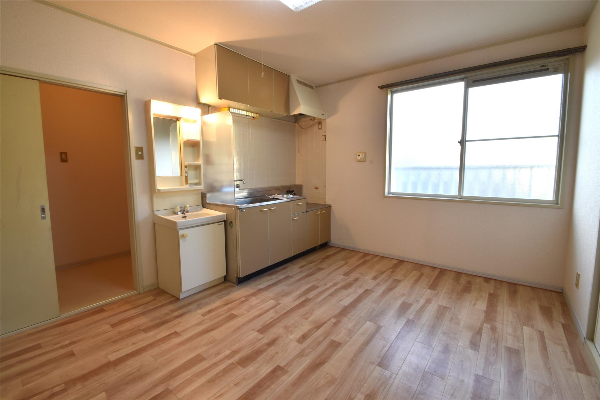 居室・リビング　キッチン