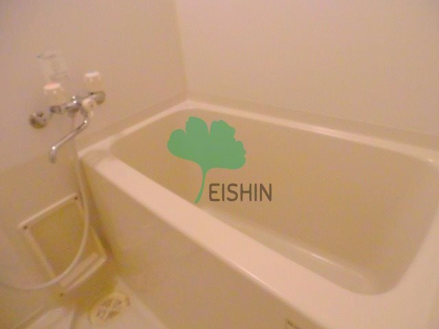 バス・シャワールーム　清潔感のある浴室です！