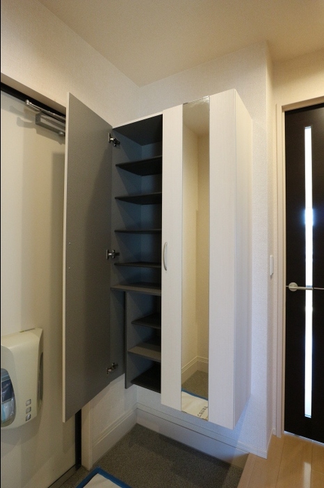 玄関　明るい玄関です