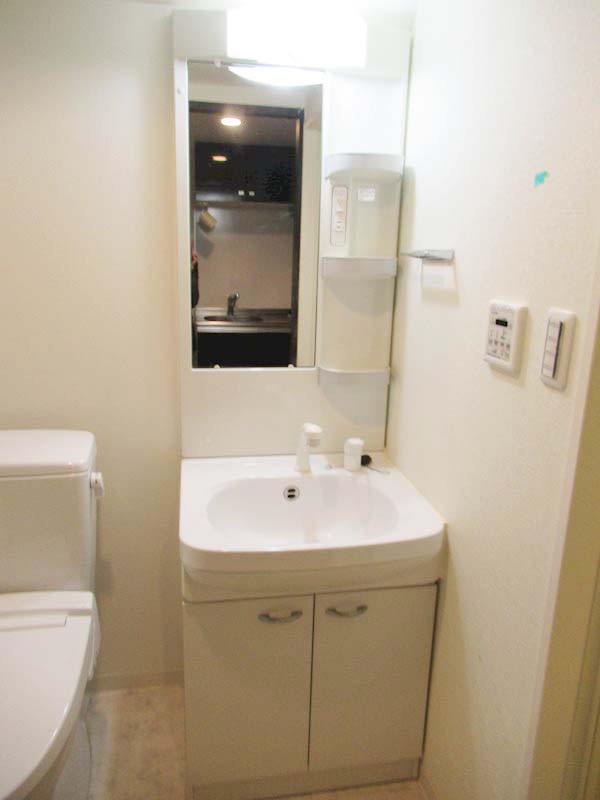 洗面設備　★収納付き、独立洗面台★