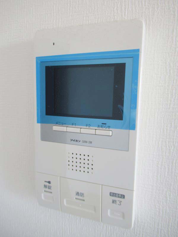 セキュリティ　★モニター付きインターホンで来客時も安心★