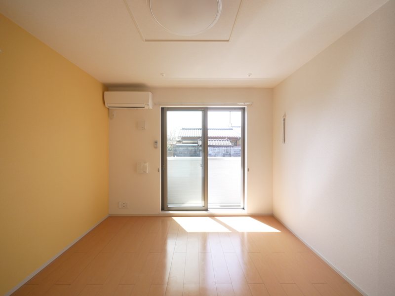 居室・リビング　12.5帖