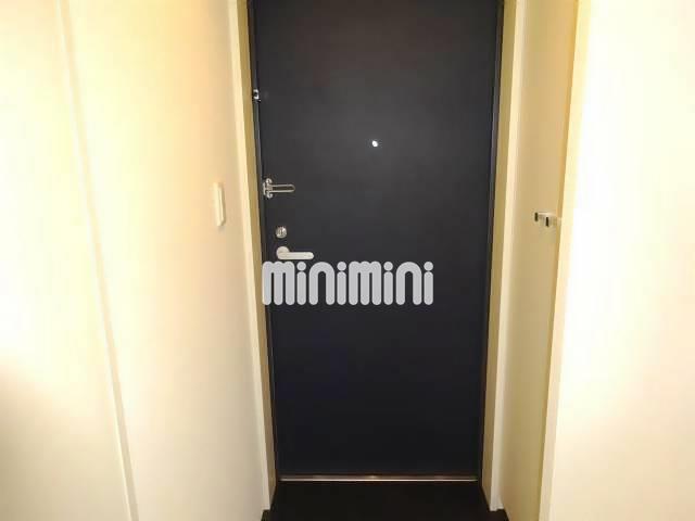 玄関　大きな下駄箱もありますよ
