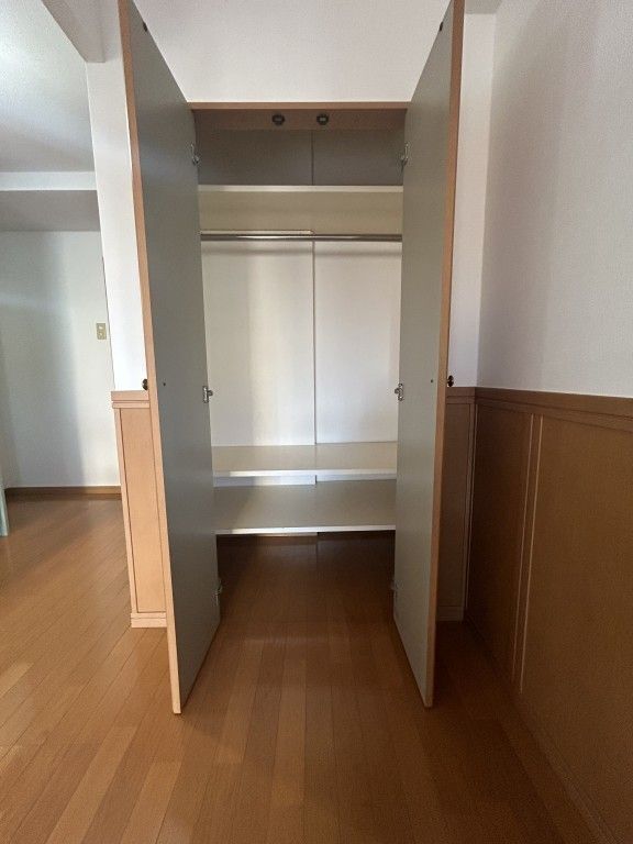 収納　別号室の同タイプの写真です
