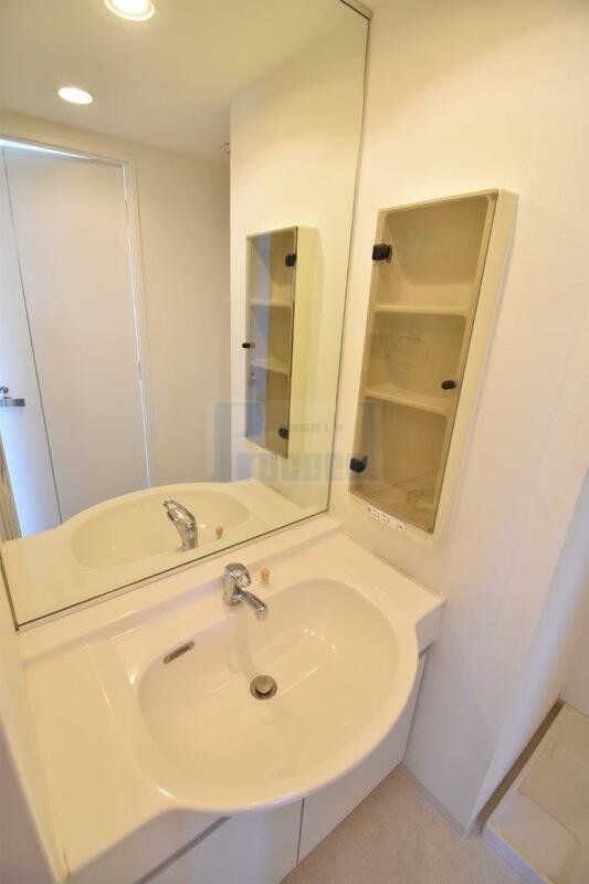 洗面設備　使いやすい独立洗面台☆