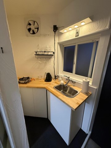 キッチン　食器・調理器具完備のキッチン