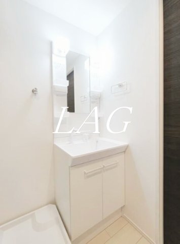 洗面設備　独立洗面台です。