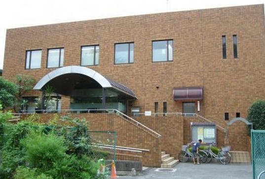 図書館　豊島区立池袋図書館（図書館）まで836m