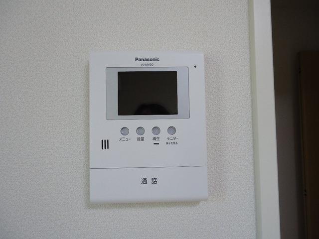 セキュリティ　お部屋から確認できるモニター付きドアホン♪