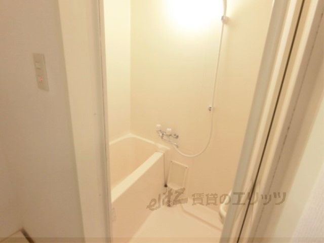 バス・シャワールーム　風呂