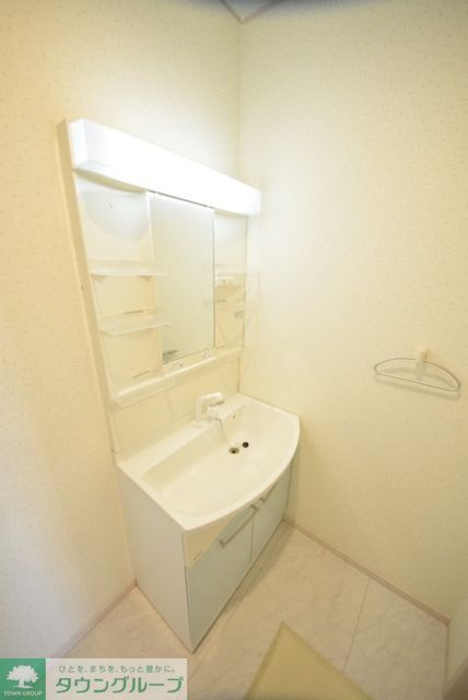 洗面設備　イメージ。２Ｆの室内写真です！