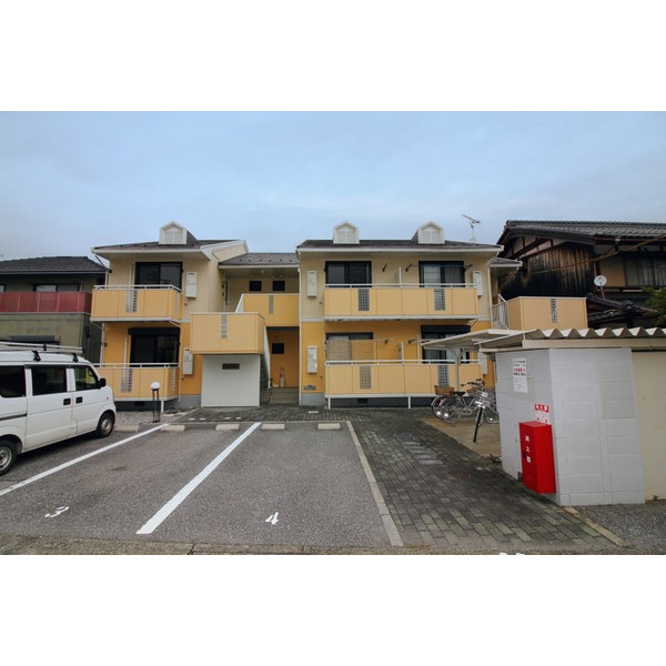 建物外観　閑静な住宅街です