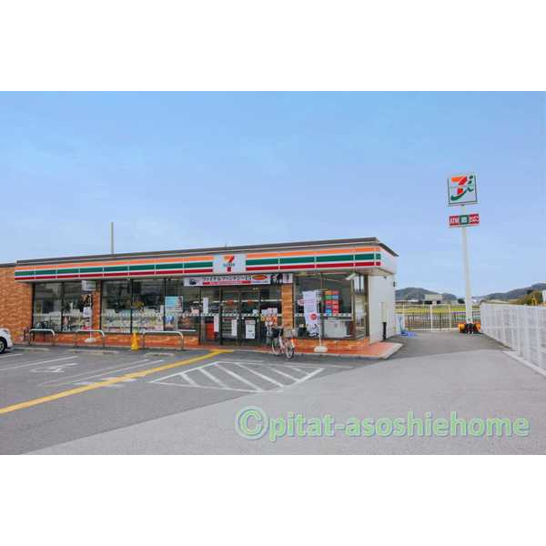 コンビニ　セブンイレブン米原中多良店（コンビニ）まで568m