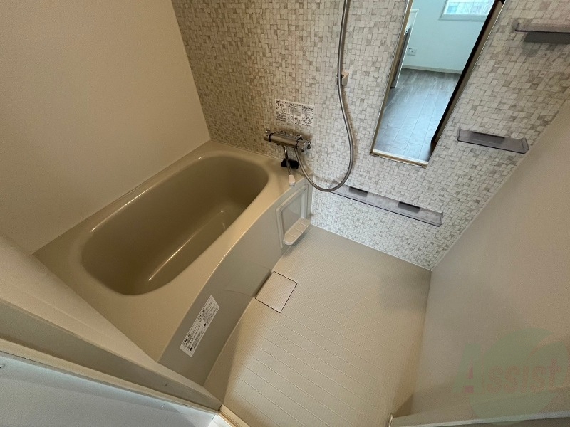 バス・シャワールーム　お風呂になります。一日の疲れを癒してくださいね。