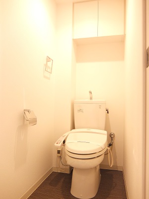 トイレ　シンプルで使いやすいトイレです