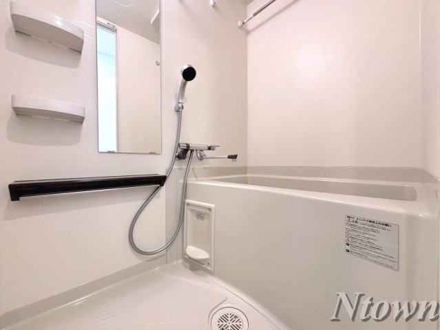 バス・シャワールーム　ゆったり過ごせるお風呂です