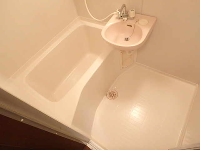 バス・シャワールーム　別室参照